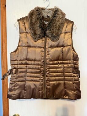 Women’s Gold/Brown Metallic Quilted Puffer Vest, Size XL